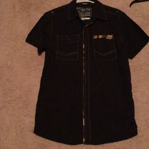 Short sleeve button down